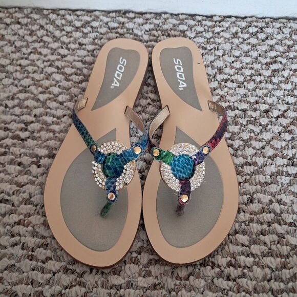 Soda Sandals Flip Flops Women's 7.5 Faux Snakeskin Rhinestones Summer Preppy - Picture 1 of 8